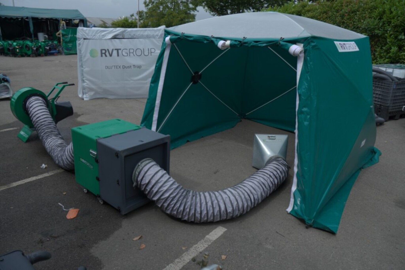 Dustex pop-up tent and dust extraction set up for demonstration